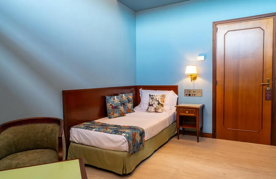 Grand Hotel Bastiani-1