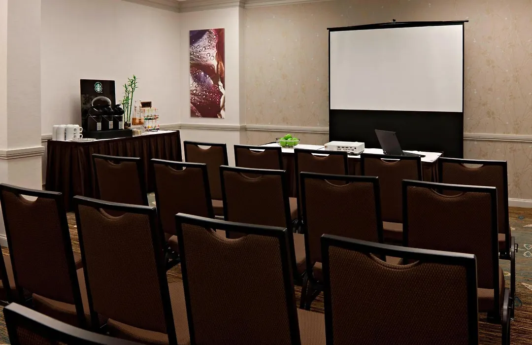 Delta Hotels By Marriott Winnipeg-1