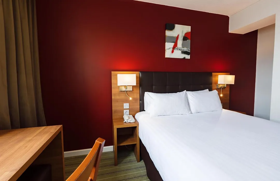 Best Western Clermont Ferrand Centre-1