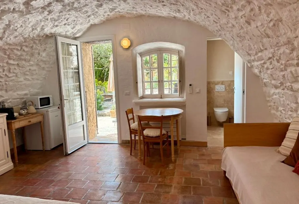 La Petite Bergerie-1