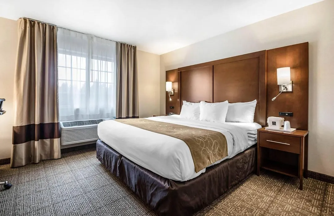 Comfort Suites At Par 4 Resort-1