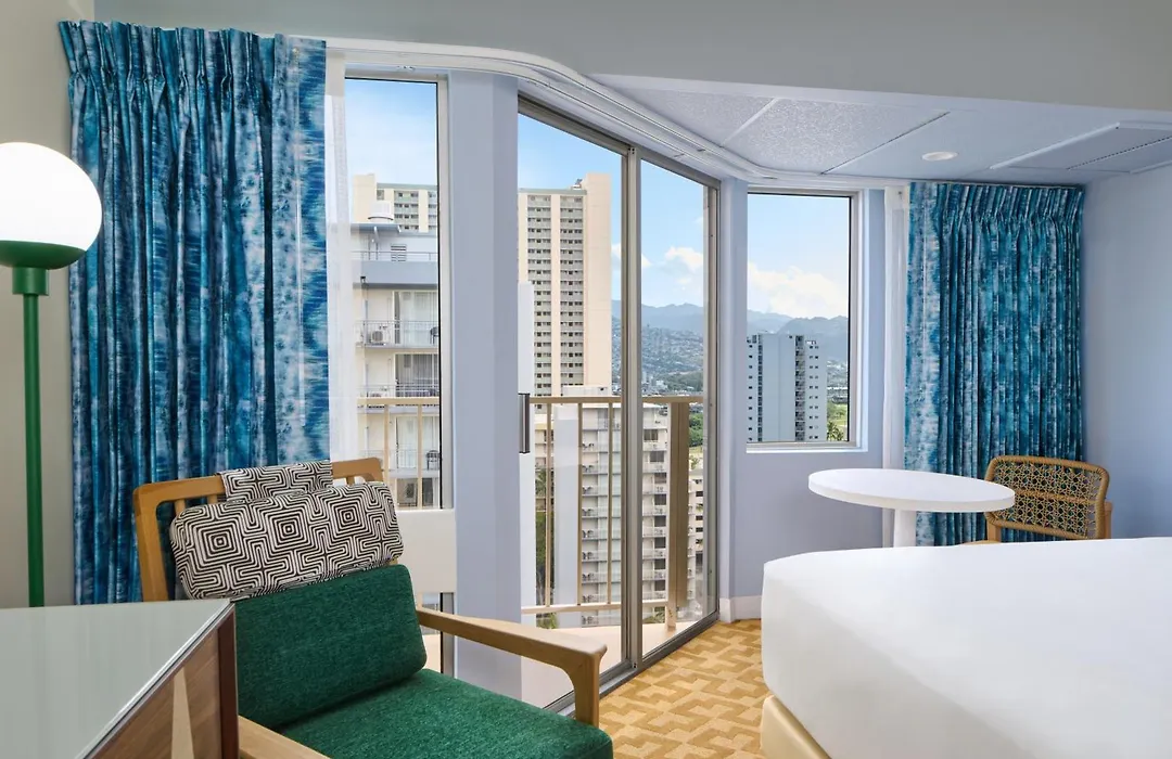 Waikiki Malia-1