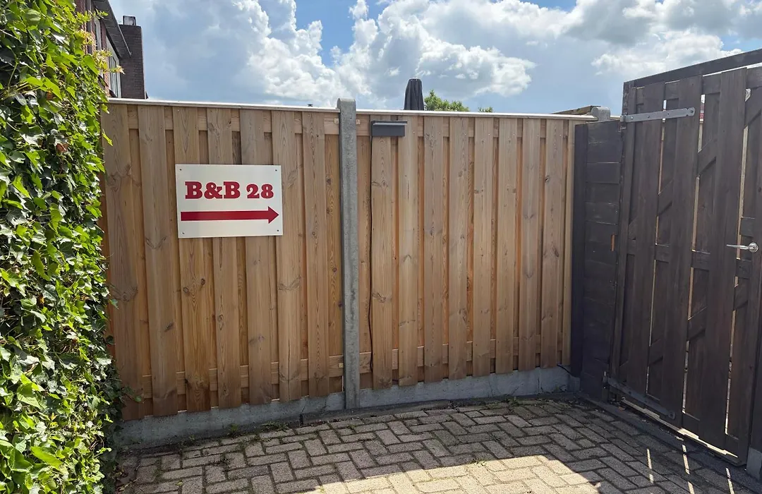 Bed&Breakfast 28 appartement met ruime tuin-1