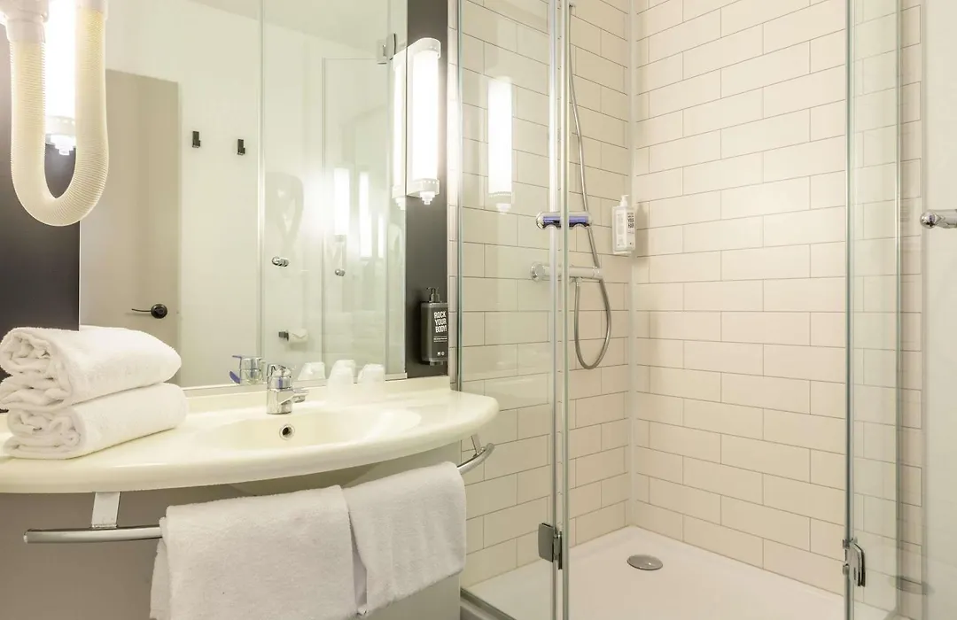 ibis Blois Centre Château-1