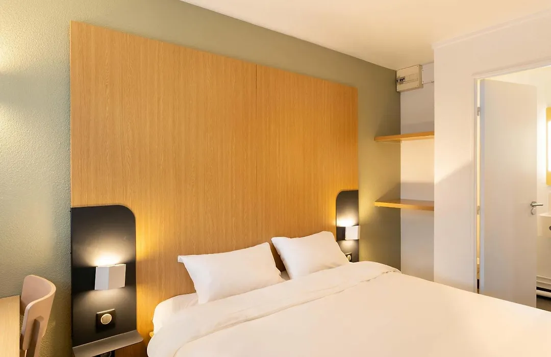 B&B HOTEL Vannes Est Golfe du Morbihan-1