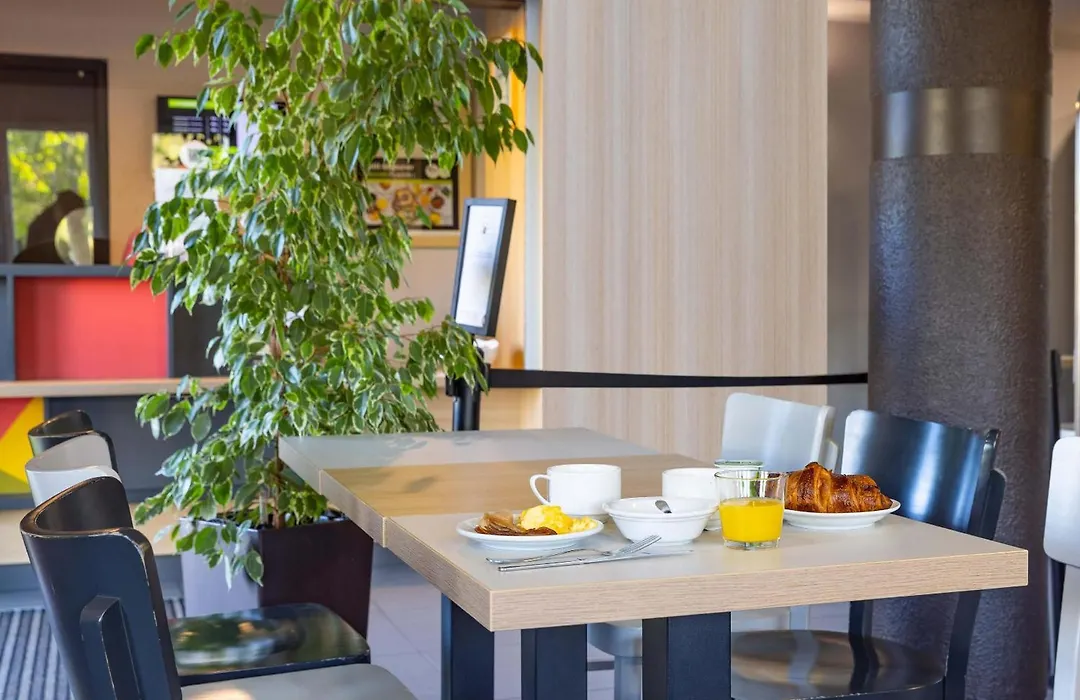 B&B HOTEL Rennes Est Cesson Sévigné-1