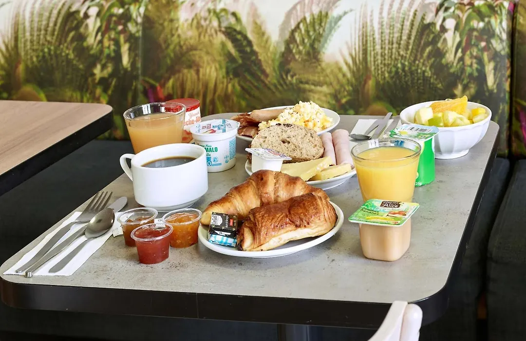 B&B HOTEL Paris Gennevilliers Asnières-1