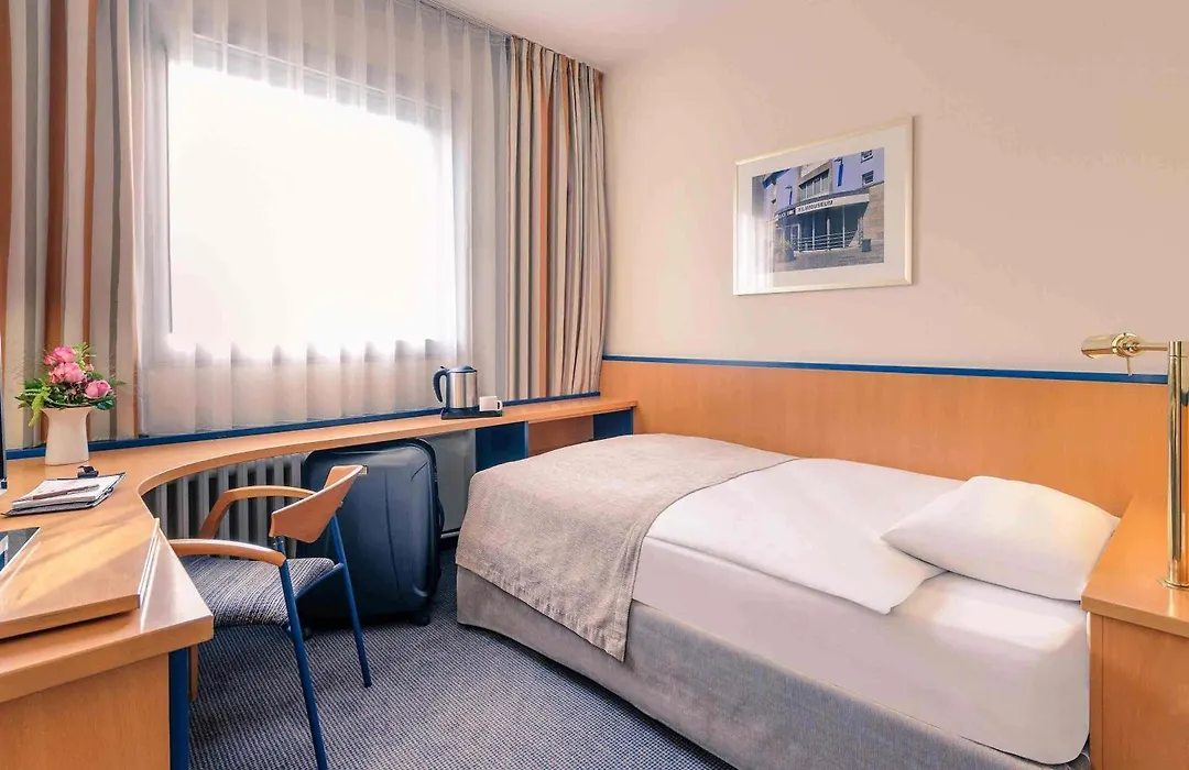 Mercure Hotel Duesseldorf City Center-1