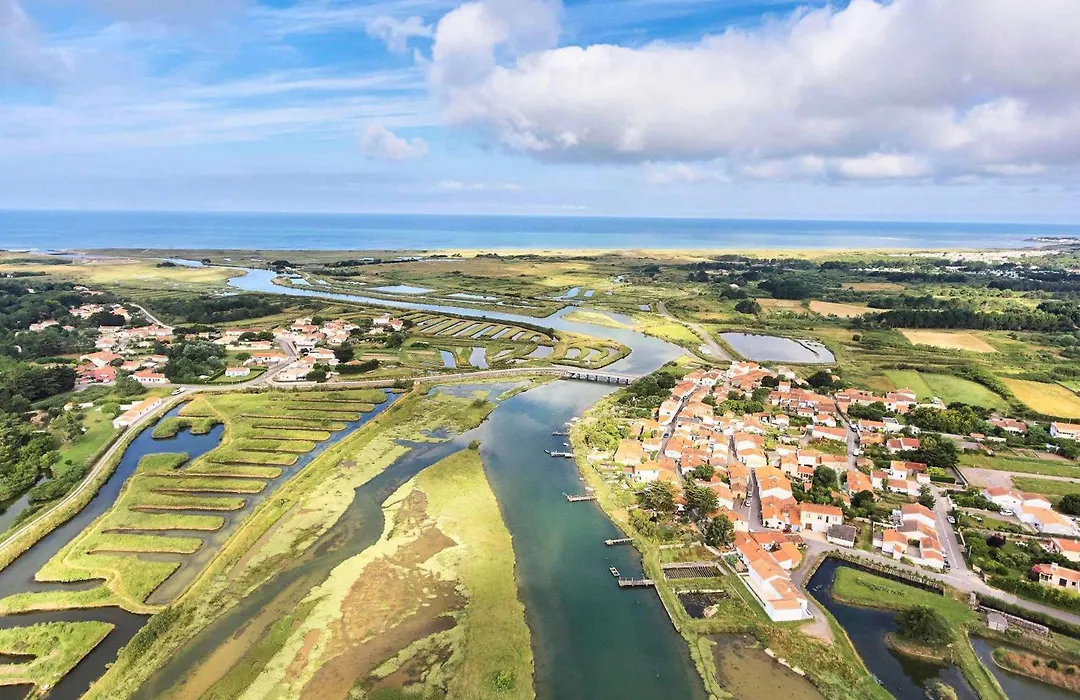 ibis Styles St Gilles Croix de Vie centre-ville-1