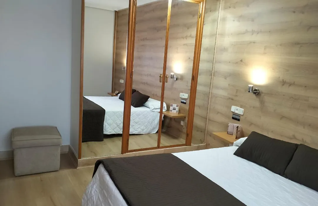 Hotel Helmántico-1