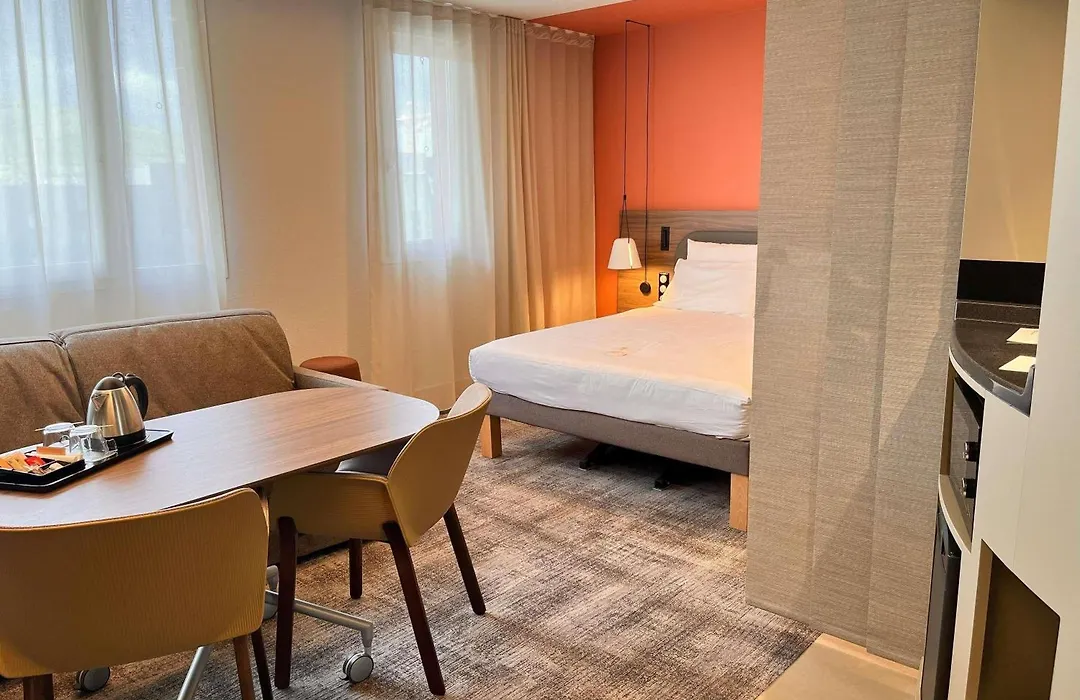 Novotel Suites Clermont Ferrand Polydome-1