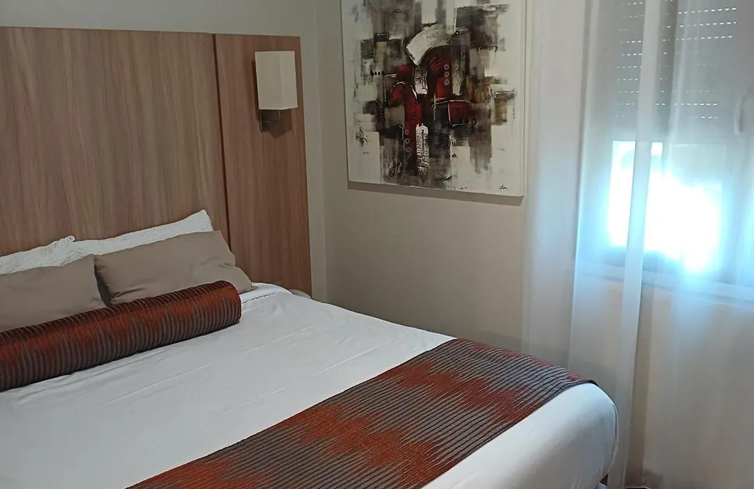Logis Hostellerie du Causse-1