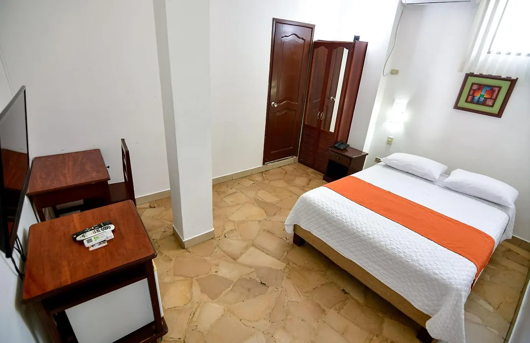 Hotel De Alborada - Cerca Del Aeropuerto-1