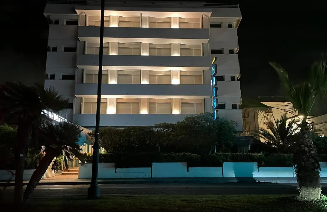 Hotel Ambasciatori-1