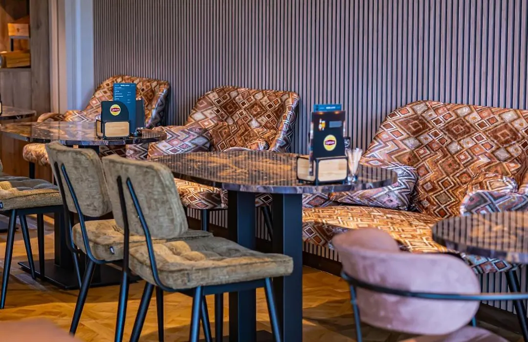 Hotel Restaurant Noordooster-1