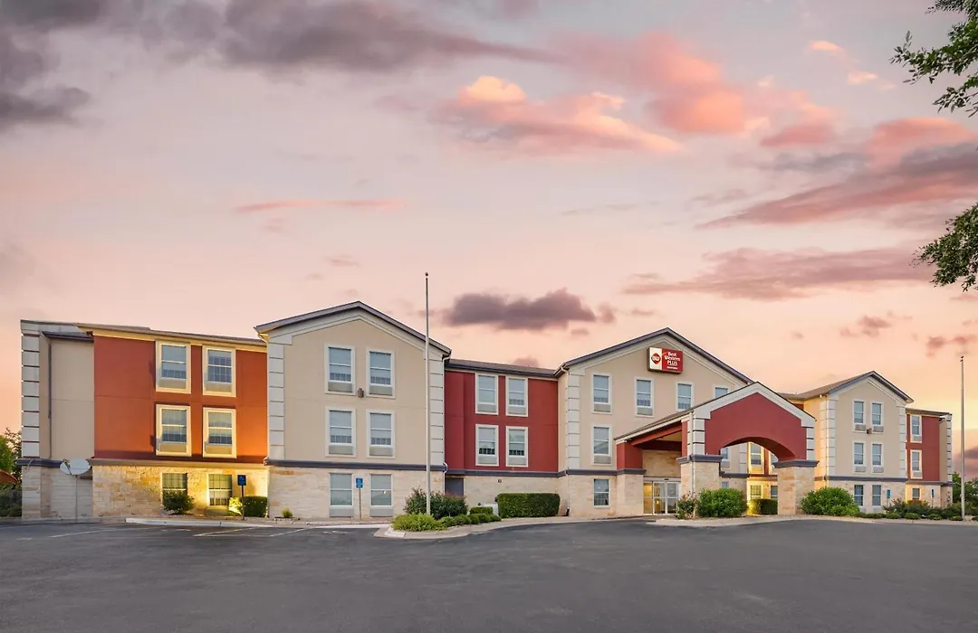 Best Western Plus Georgetown Inn & Suites-1
