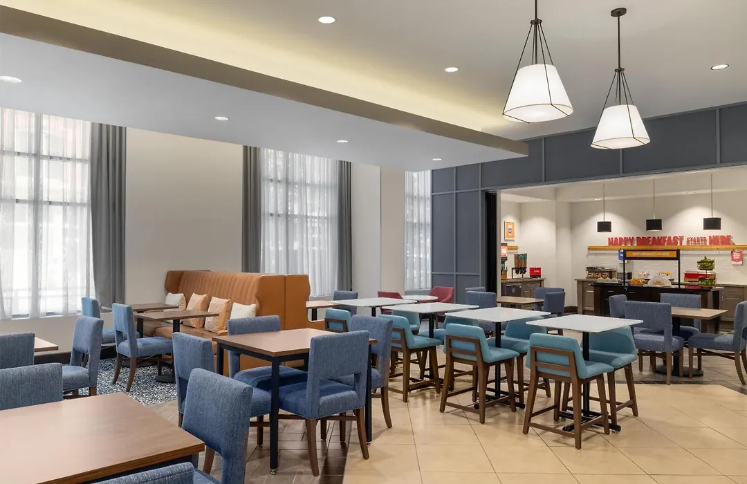 Hampton Inn & Suites - Roanoke-Downtown, Va-1