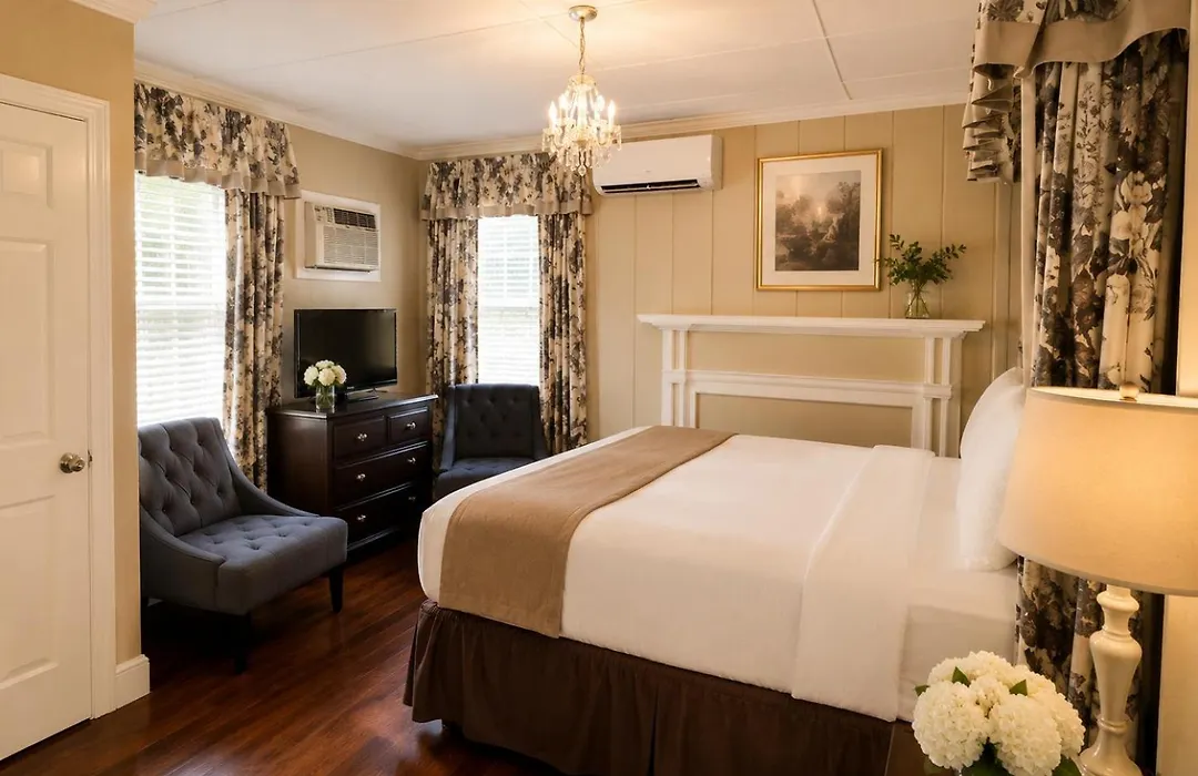 Bellevue Manor-1