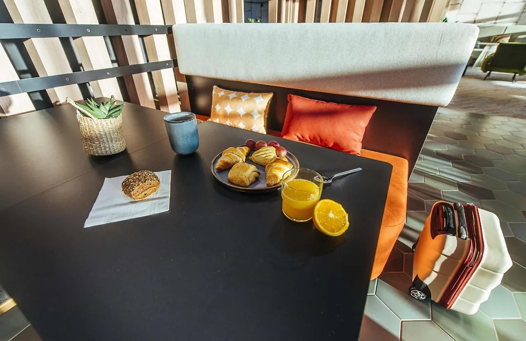 Ibis Styles Rouen Centre Rive Gauche-1