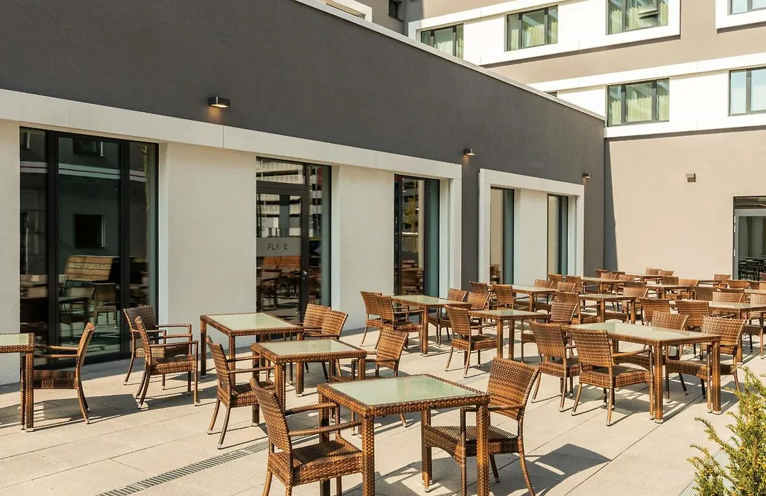 Novotel Duesseldorf Airport-1