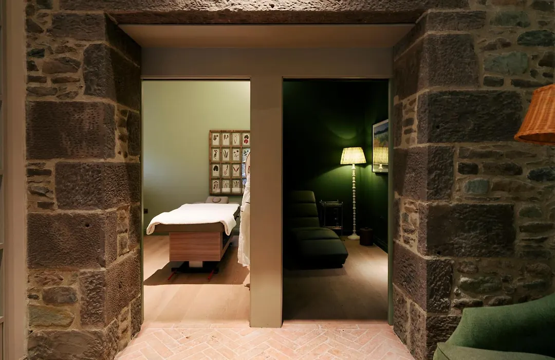 Cromlix-1