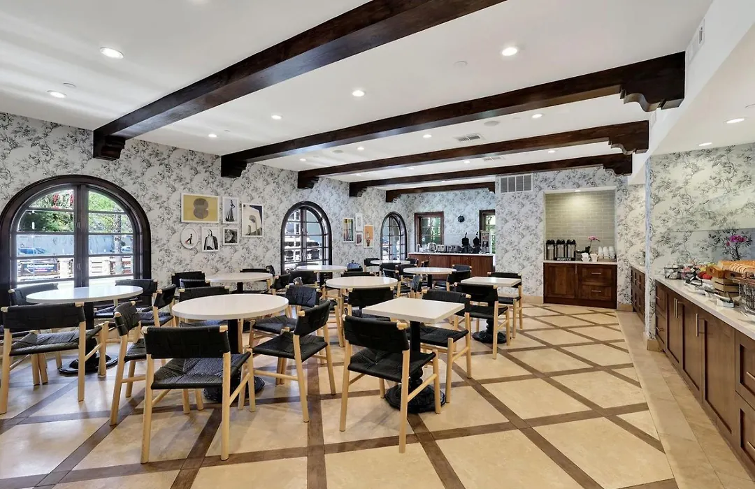 Best Western Plus Sunset Plaza Hotel-1