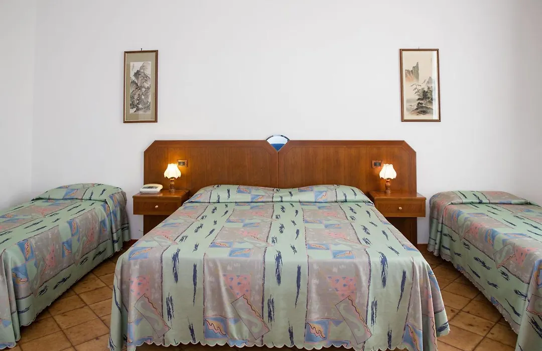 Albergo Roma-1