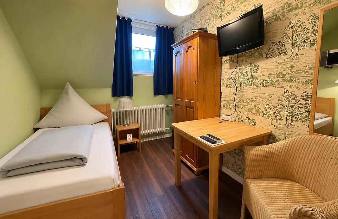 Dana Living Apartment Bremen HBF - Zentrum, Altstadt, Messe, ÖVB Arena, Business Apartment mit Self Check-in-1