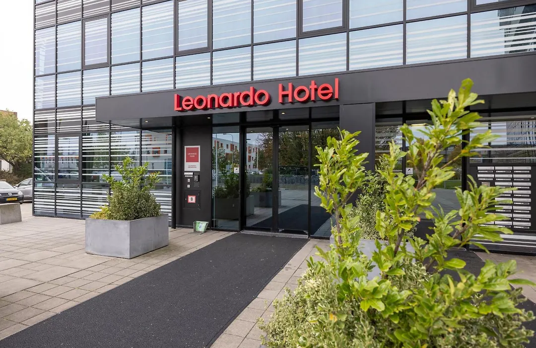 Leonardo Hotel Groningen-1