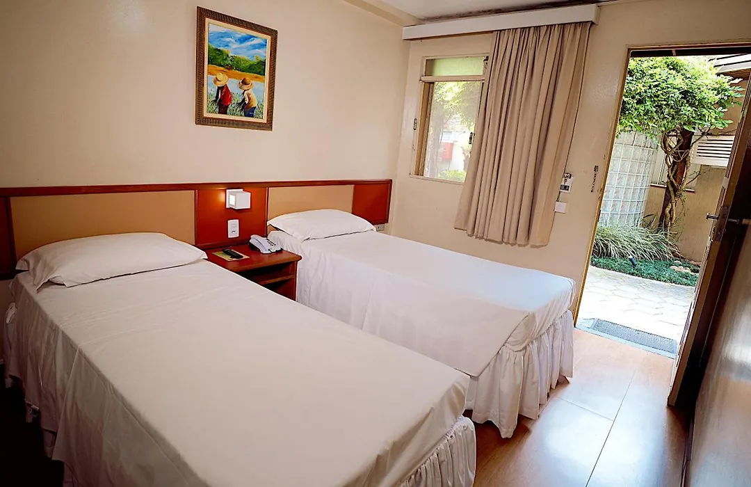 Lira Hotel-1