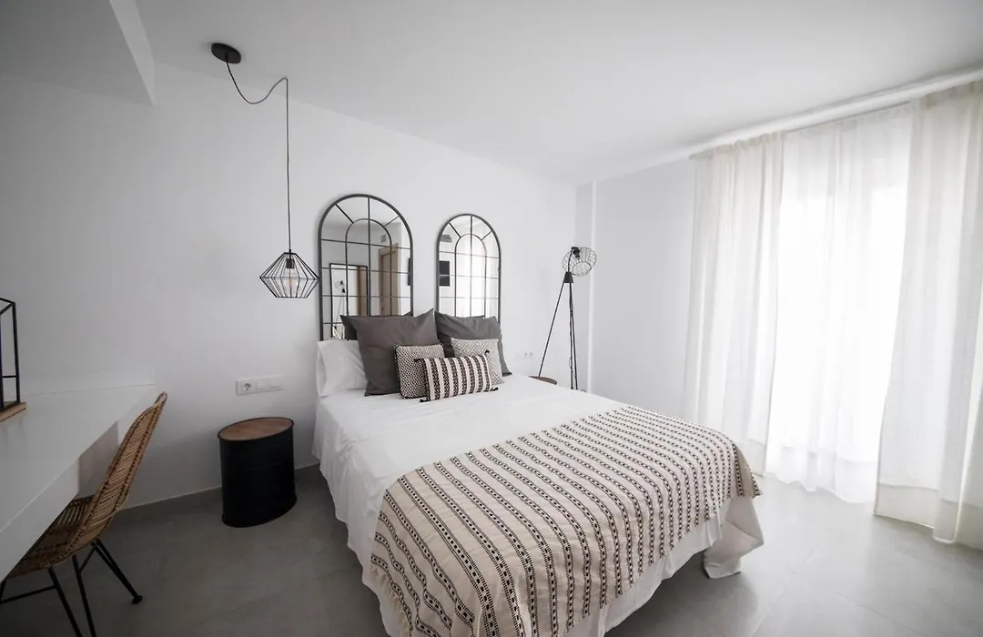 Hostal Cervantes Playa-1