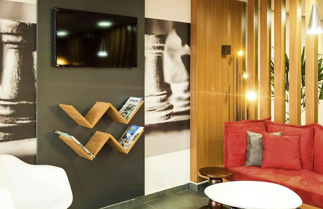 Ibis Cascavel-1