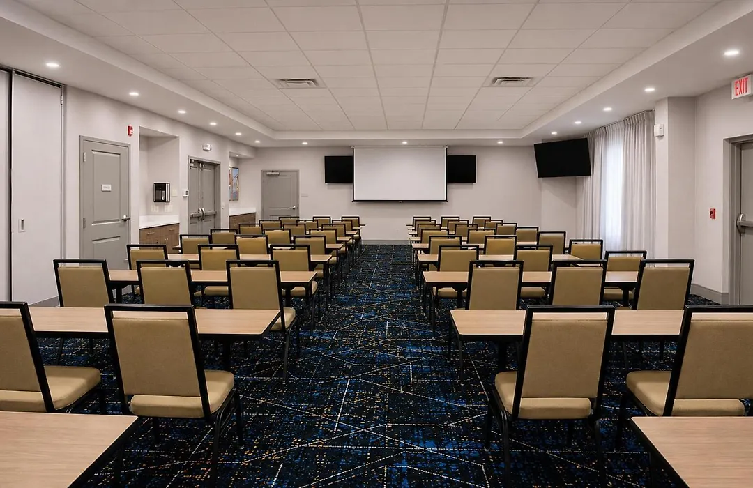 Hampton Inn Oxford/Conference Center-1