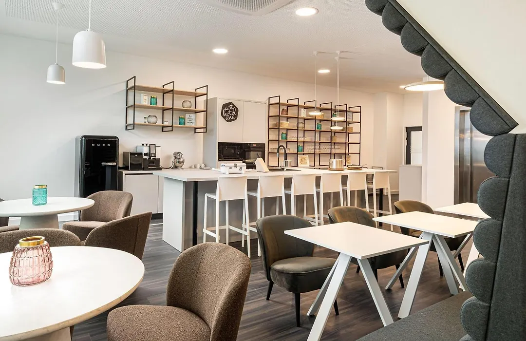 Elaya Hotel Augsburg, Trademark By Wyndham-1