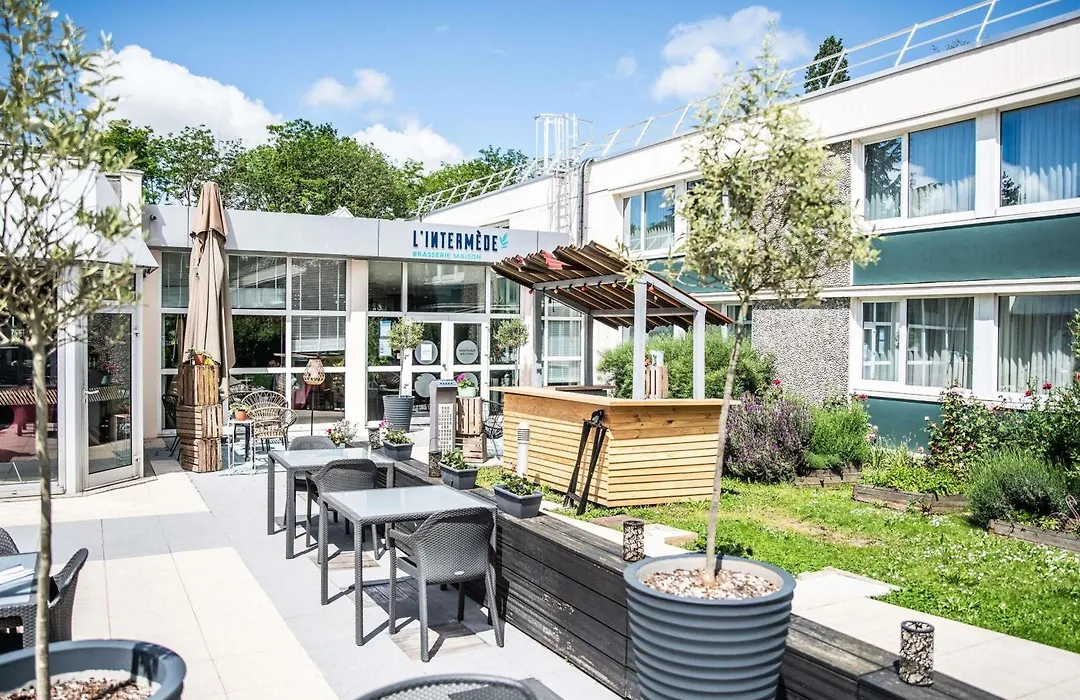 Novotel Evry Courcouronnes-1