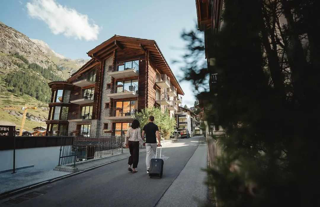 The Phoenix Fitness Hotel & Free Spa Access At Alpen Resort-1