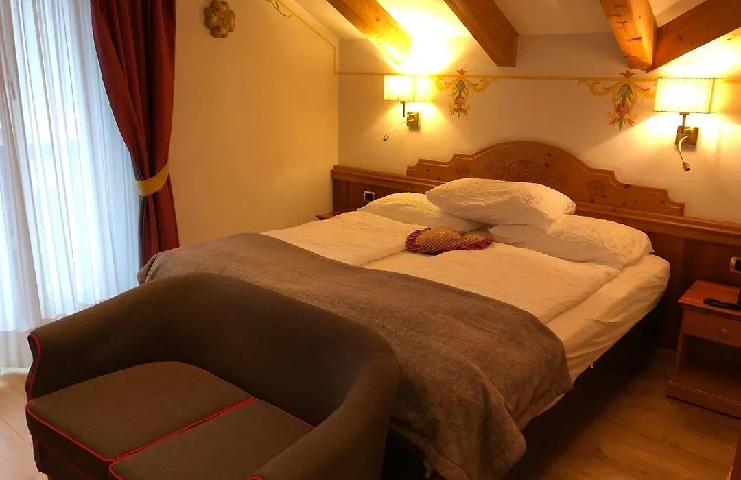 Alexander Hotel Alpine Wellness Dolomites-1