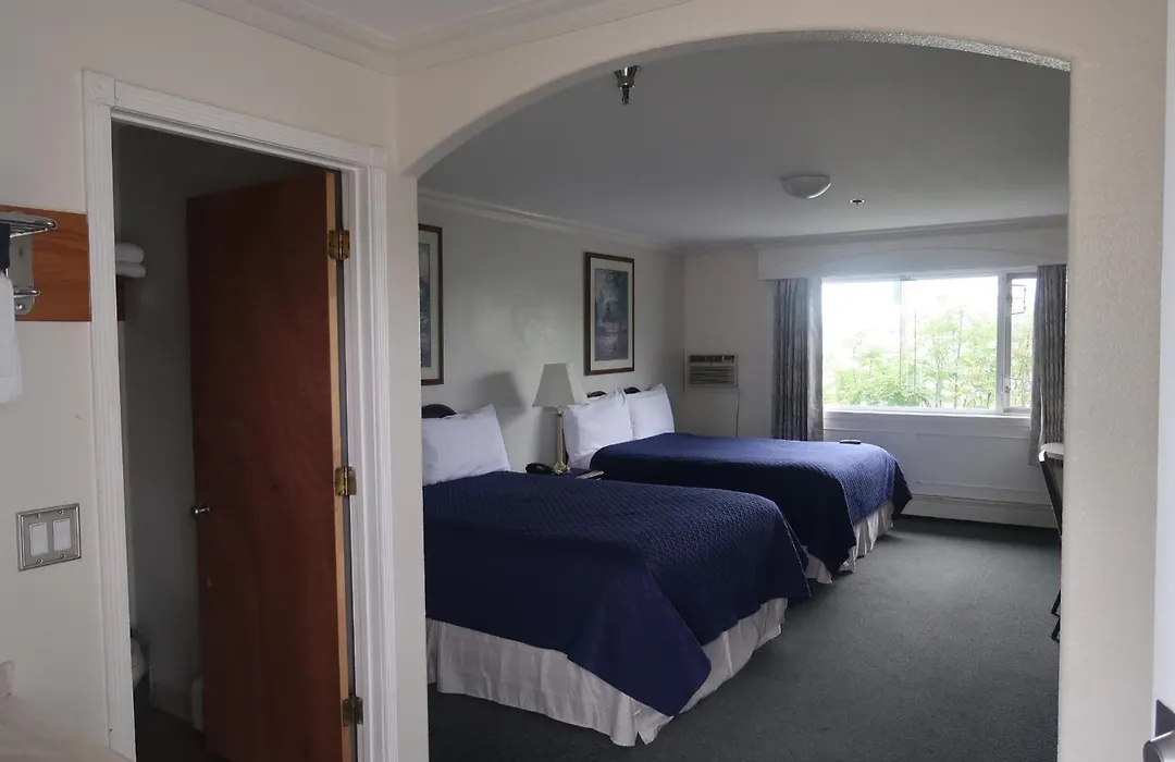 Merrill Field Inn-1