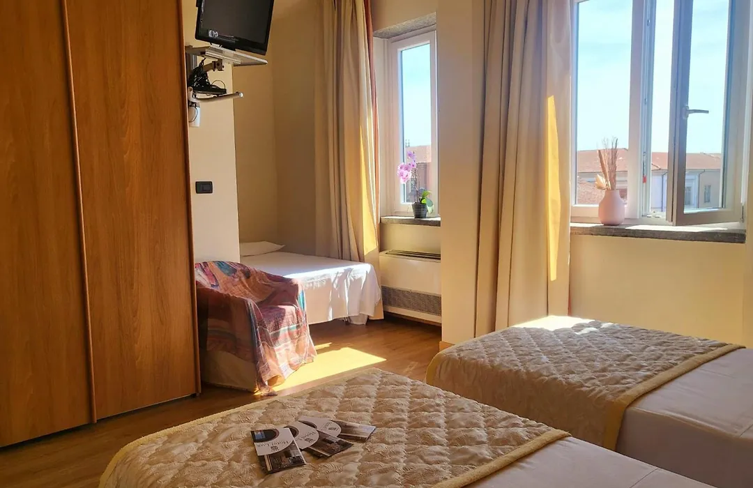 Hotel Lux-1