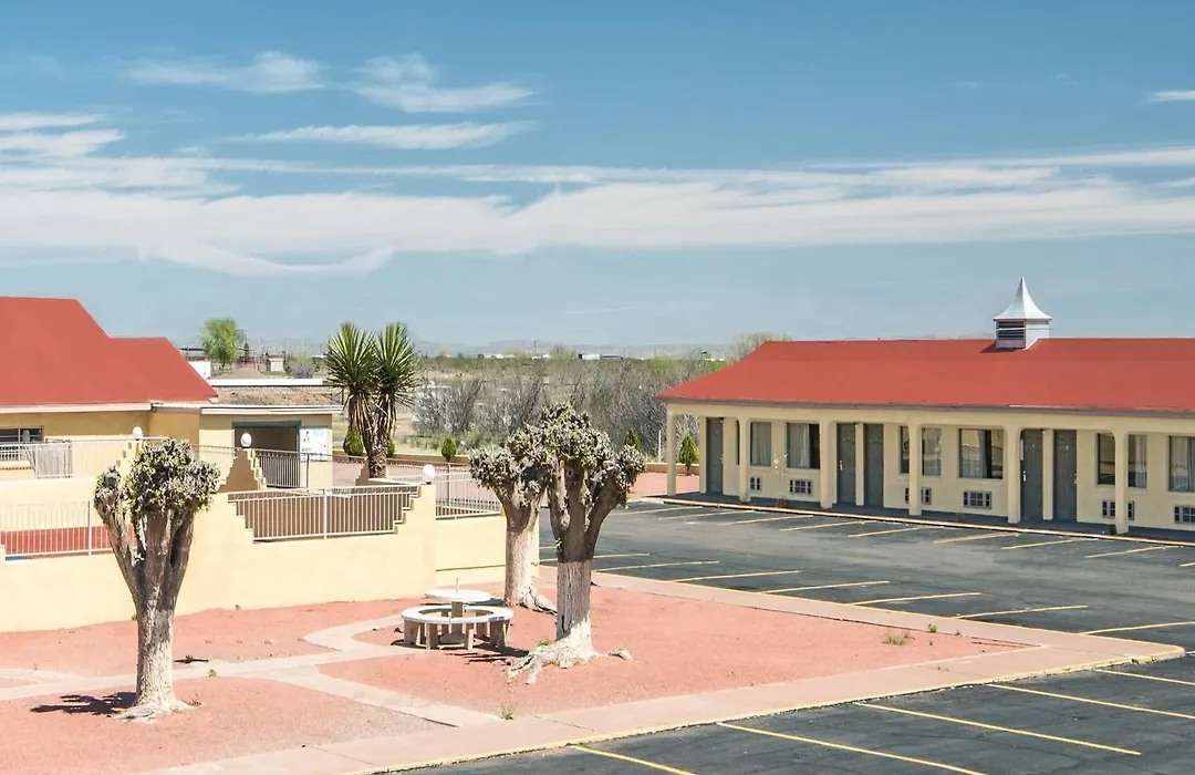 Days Inn By Wyndham Van Horn Tx-1