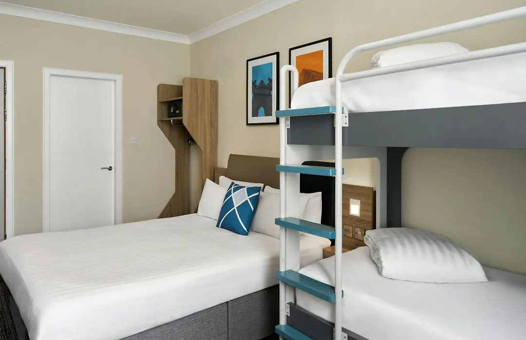 Four Points Flex By Sheraton Edinburgh-1