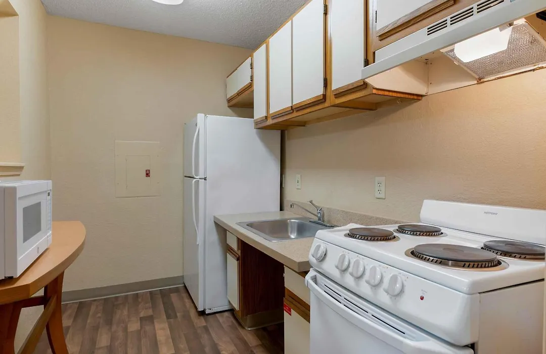 Extended Stay America Suites - Detroit - Novi - Orchard Hill Place-1
