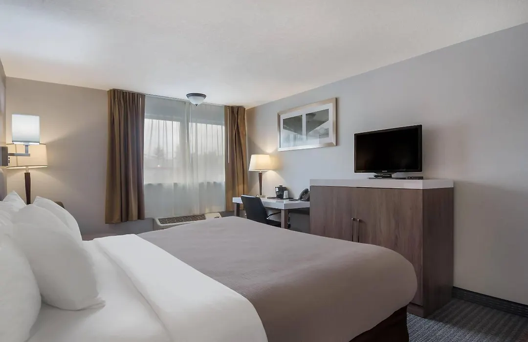 Quality Inn & Suites Silverdale Bangor-Keyport-1