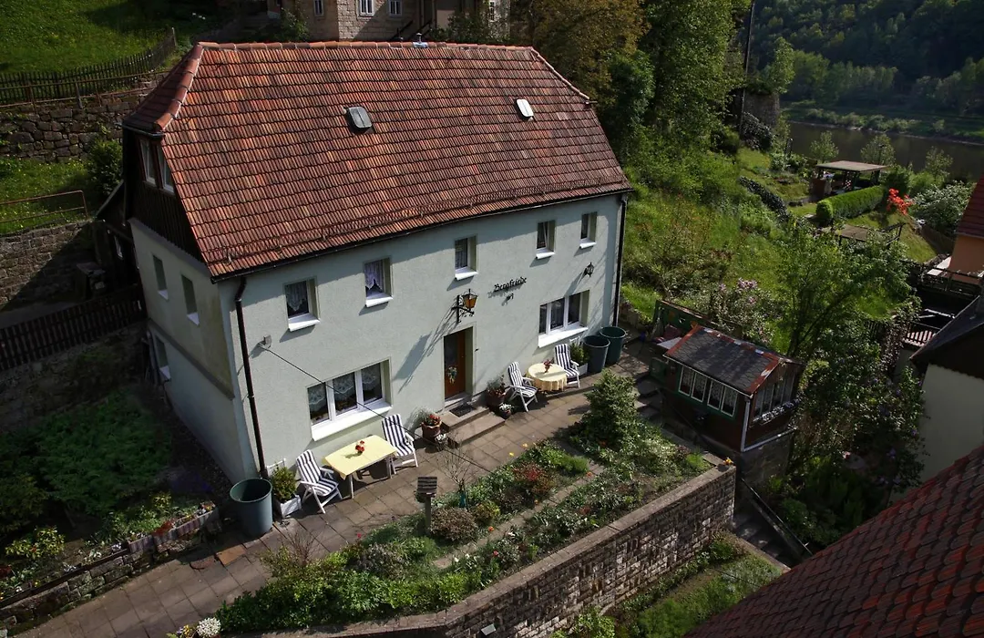 Haus Bergfriede-1
