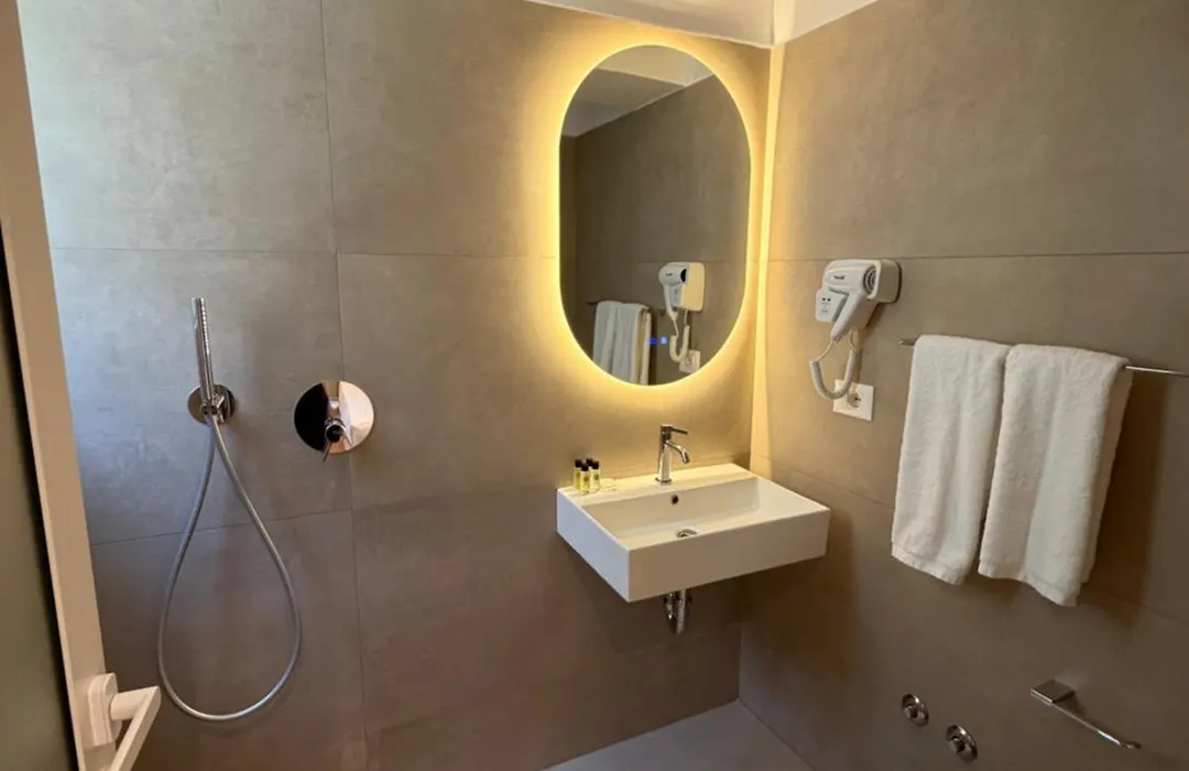 Prime Hotel-1
