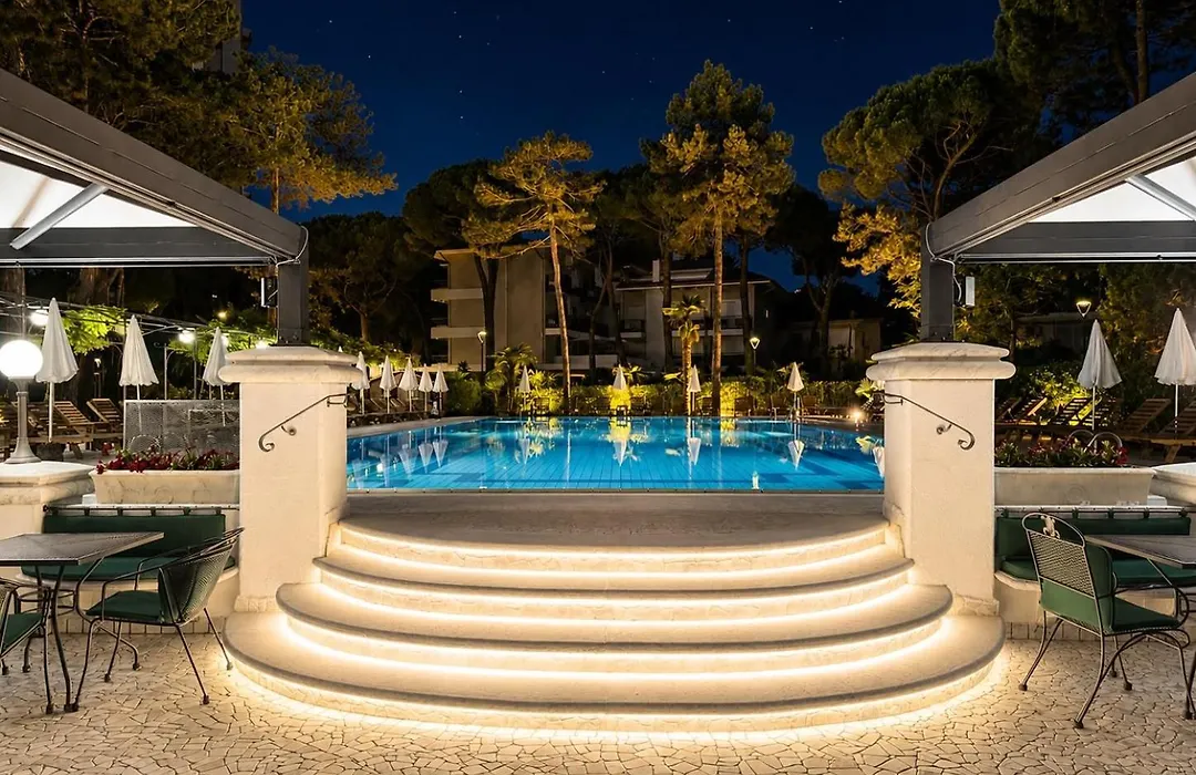 Hotel Greif-1