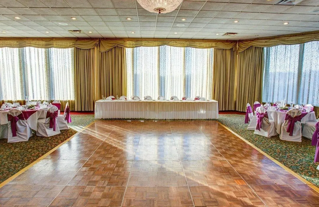 Comfort Inn Conference Center Pittsburgh Penn Hills-1