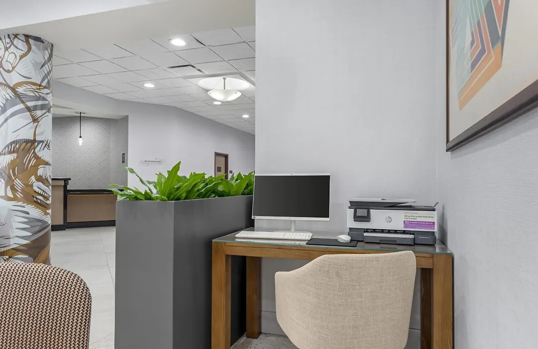 Best Western Plus Downtown Tacoma-1