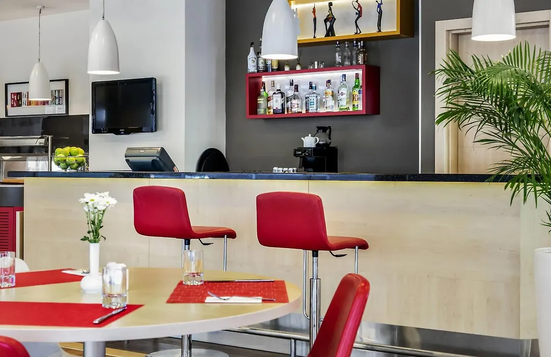 Ibis Izmir Alsancak-1