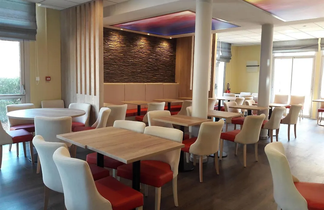 ibis Sète Balaruc les Bains Bien-être et Spa-1